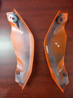 Load image into Gallery viewer, FIT FOR KTM DUKE 200 FRONT SIDE LIGHT COVER LH / RH
