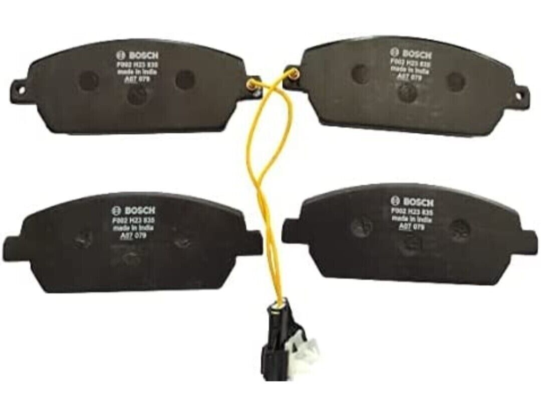 Front & Rear Brake Pad Set For Mahindra XUV 500 BOSCH